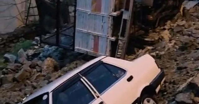 Aydın da sağanak; istinat duvarı çöktü, bazı evleri su bastı Aydın Haberleri