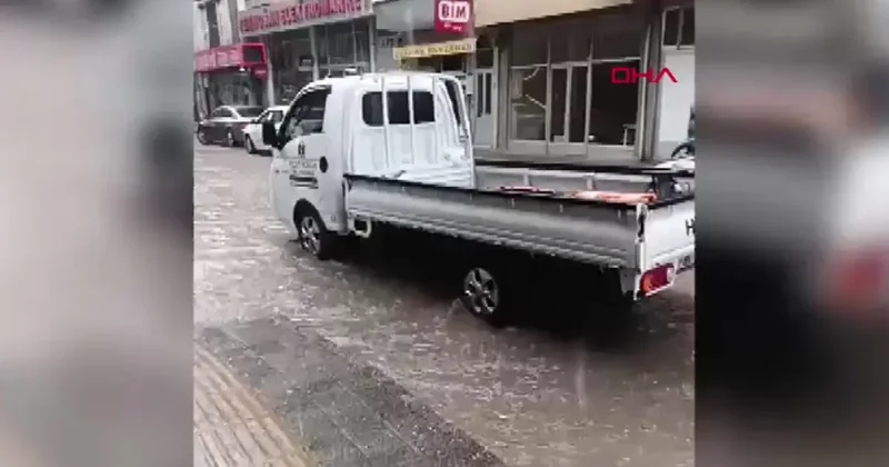 Edirne de sağanak etkili oldu! Yollar gole döndğ
