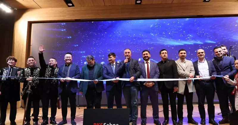 Kazak müzik grubu Alatau Serileri, yeni albümünün lansmanını Bağcılar da yaptı