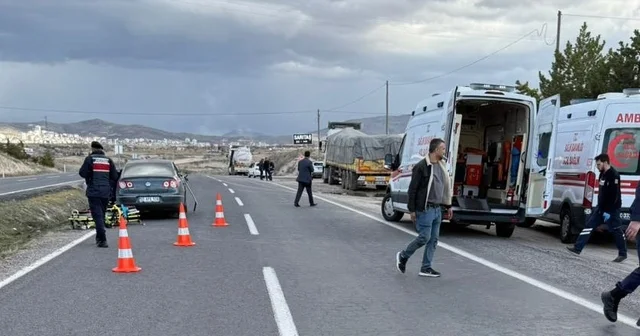 Nevşehir de TIR la çarpışan otomobildeki çocuk öldü, anne ve baba yaralandı Nevşehir Haberleri