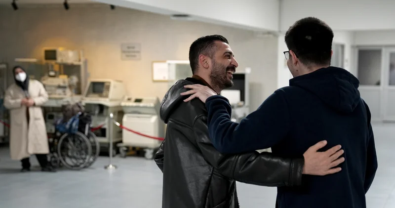 Kendisinden 4 gün önce kalp nakli olan hastane arkadaşına ilk sözü Abi kurtulduk oldu Haberler Sağlık Haberleri