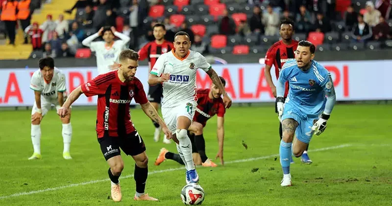 Gaziantep FK Corendon Alanyaspor: 1 1