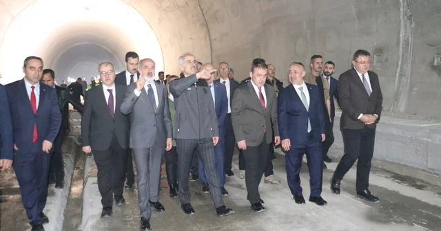 Bakan Uraloğlu: 2053 yılında trenle 48 saatte tüm Türkiye yi gezeceğiz Bilecik Haberleri