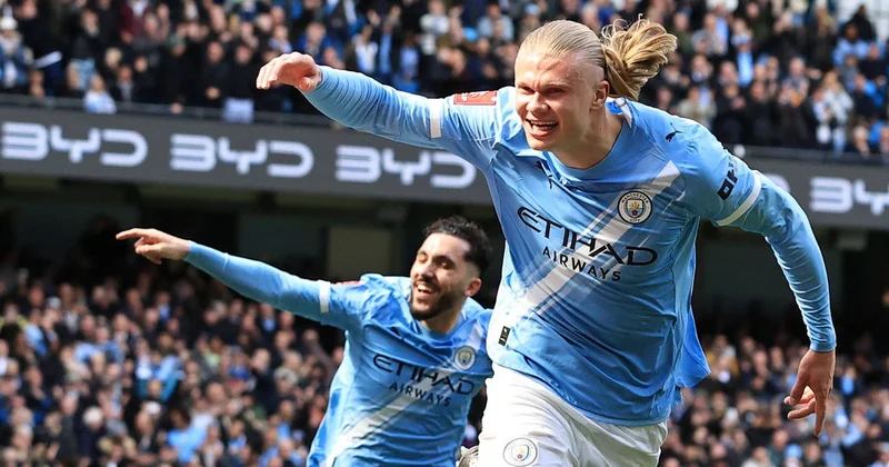 Yok böyle maç! Haaland, Liverpool un içinden geçti