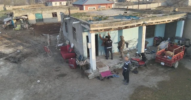 Iğdır da zehir tacirlerine darbe: 12 adrese operasyon, 9 tutuklama Iğdır Haberleri