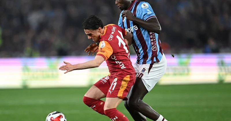 Küfürler havada uçuşmuş! Yunus Akgün maç sonunda yaşananları anlattı