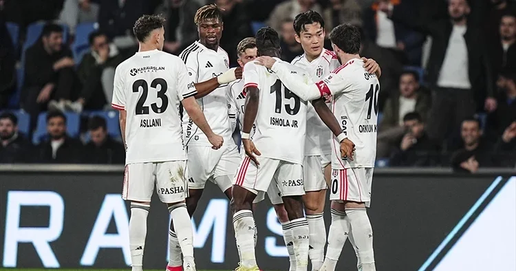 Beşiktaş derbide tam kadro!