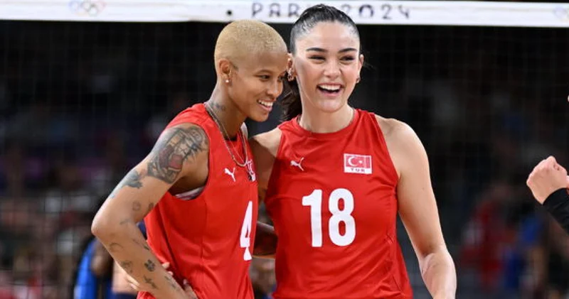 Melisa Vargas ve Zehra Güneş birbirlerini sildiler Magazin haberleri