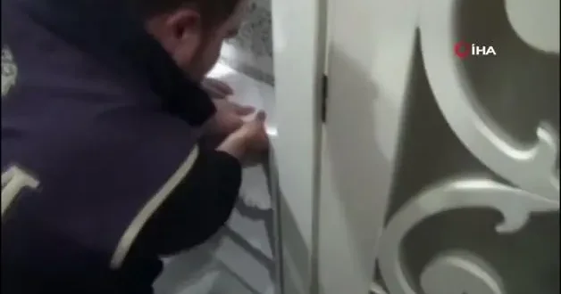 Kilis te FETÖ operasyonu: Firari şahıs banyodaki gizli bölmeden çıktı