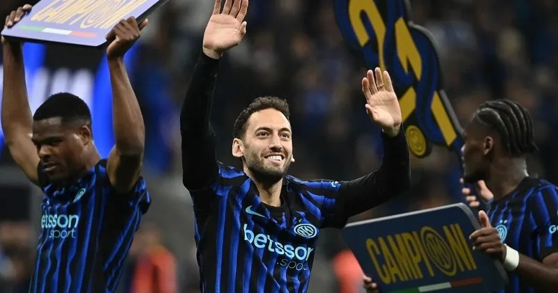 Bu gurur Hakan Çalhanoğlu nun