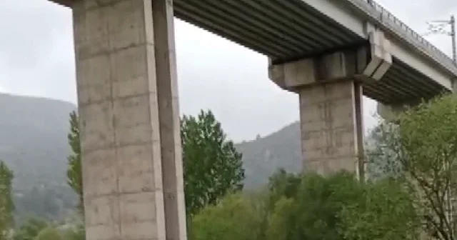 Bilecik te korkutan görüntü: Bekdemir Köprüsü yıkıldı YHT viyadüğü tehlike altında VİDEO İZLE