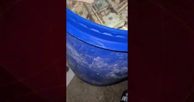 Meksika da Escobar döneminden kalma milyonlarca dolar bulunduğu iddia edildi