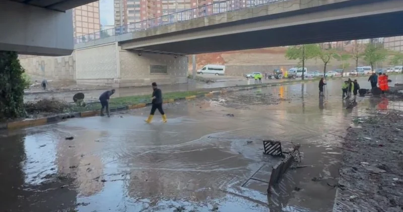 Gaziantep ve Afyonkarahisar da eğitime 1 gün ara Son dakika haberleri