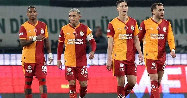 Galatasaray da Samsun maçı sonrası ortaya çıktı! Sözleşmesi yenilendi