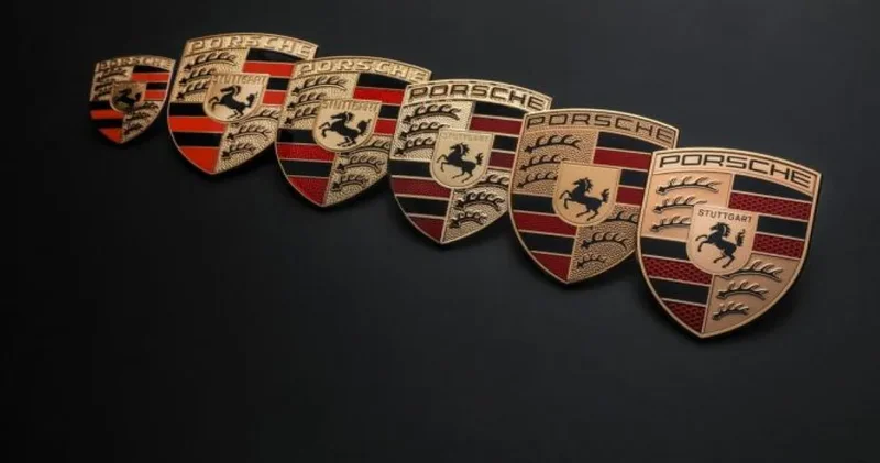 Hangi rengi seçsem, derdine son! Porscheler bir düğmeyle renk değiştirecek