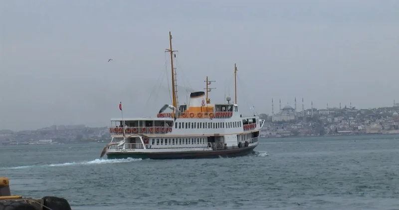 Vapura binen yolcu sefer esnasında kayboldu, Boğaz da arama başlatıldı