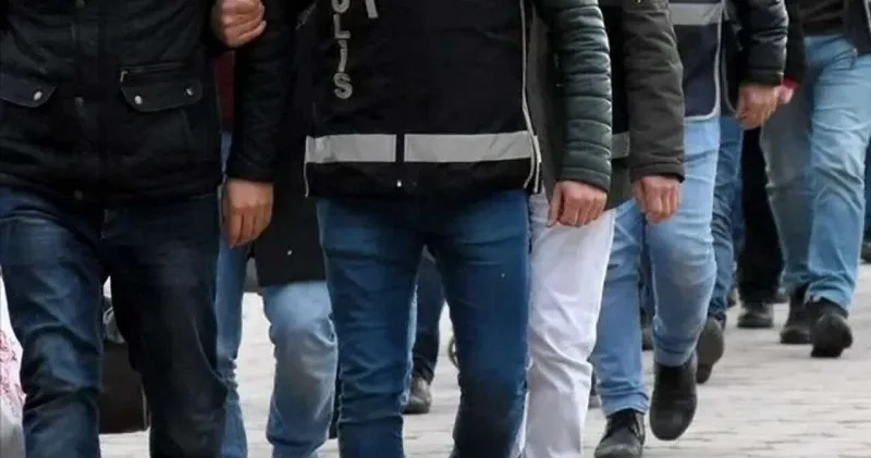 İstanbul da sahte ikamet izni operasyonu: 31 şüpheli yakalandı İstanbul Haberleri