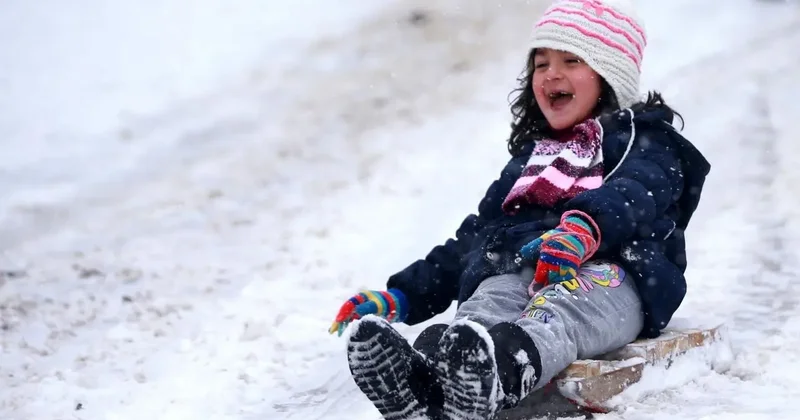 Son dakika: Bir ilimizde okullar 1 gün tatil edildi