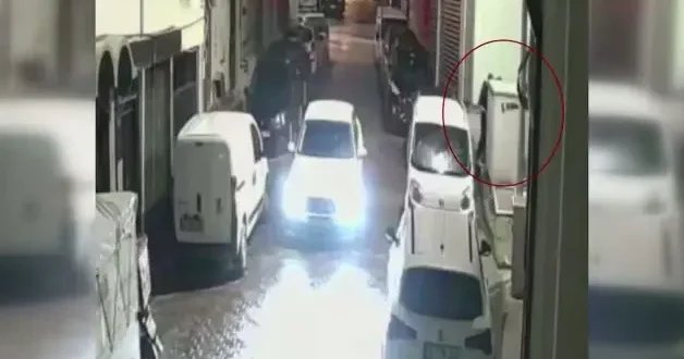 Bursa’da husumetlileri tarafından sokağa çağrılan gence kurşun yağmuru