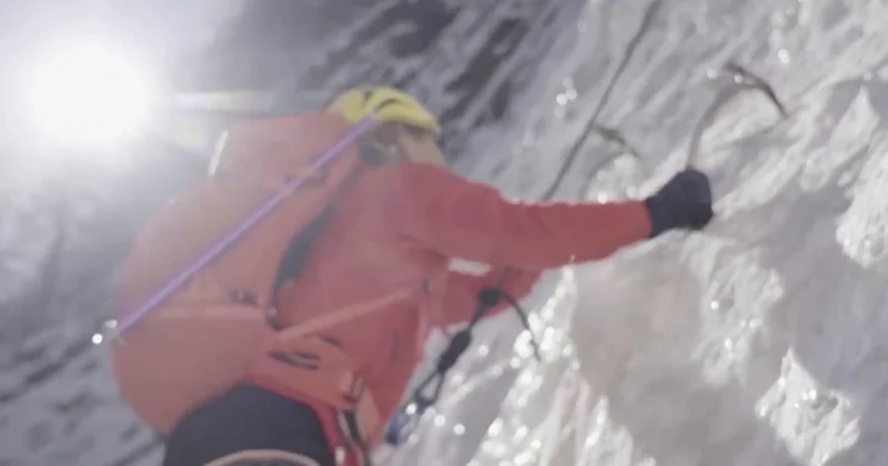 Everest te bir ilk: Öldü sanılan rehber altı gün sonra sürünerek geri döndü