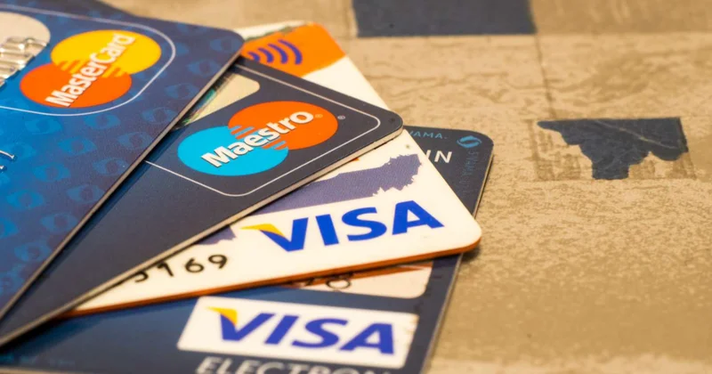 6 Haziran itibarıyla ülkede Visa ve Mastercard a ait kartlar iptal olacak Sözcü Gazetesi