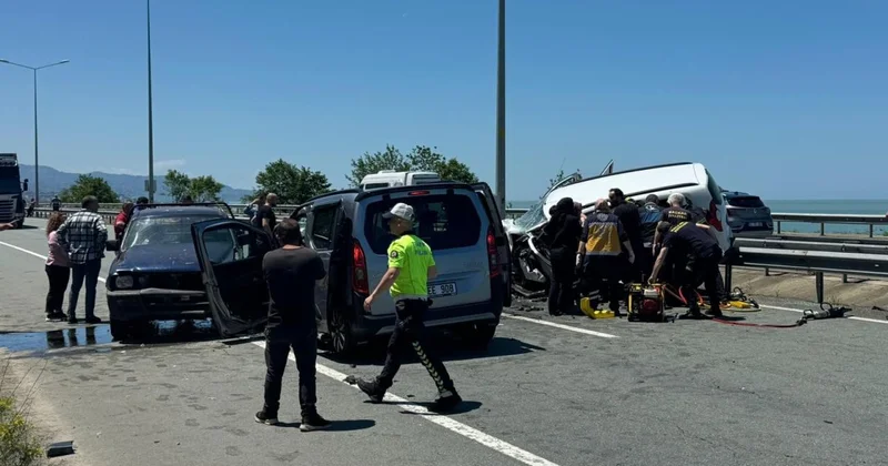 Ters yöne giren yaşlı sürücü kazaya neden oldu: 2 ölü, 3 yaralı