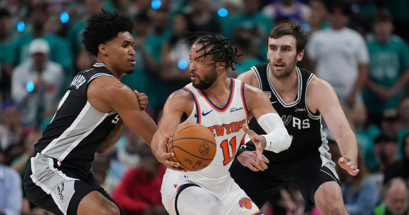 NBA de New York Knicks, San Antonio Spurs e karşı finalde 1 0 öne geçti!