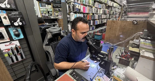 Uyurken telefonunuzu yastığın altına koymayın Uzmanından yaz sıcaklarında cep telefonlarını korumanın püf noktaları Cemal Kalem: Isınan telefonu buzdolabı veya derin dondurucuya koymayın Kayseri Haberleri