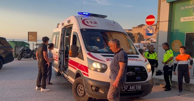 Sinop ta kontrolden çıkan motosiklet devrildi: 1 yaralı Sinop Haberleri