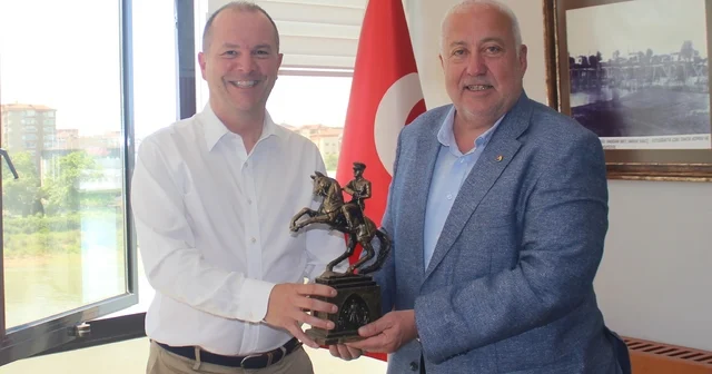 Çarşamba da fındık hasadında yeni dönem: Modern tarım makinesi tanıtıldı Samsun Haberleri