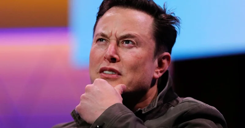 Elon Musk dünyanın ilk trilyoneri oluyor: SpaceX tarihin en büyük halka arzına hazırlanıyor