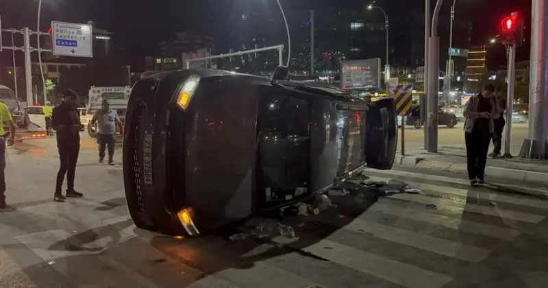 Elazığ da otomobille çarpışan araç yan yattı: 11 yaralı