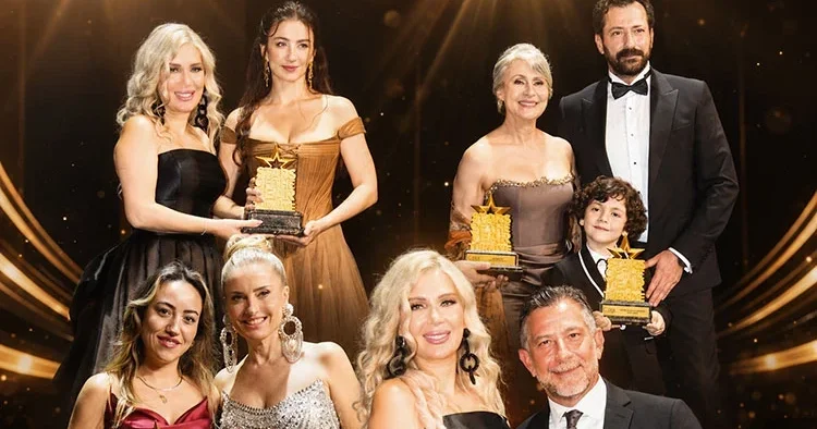 Yılın yıldızları bir arada