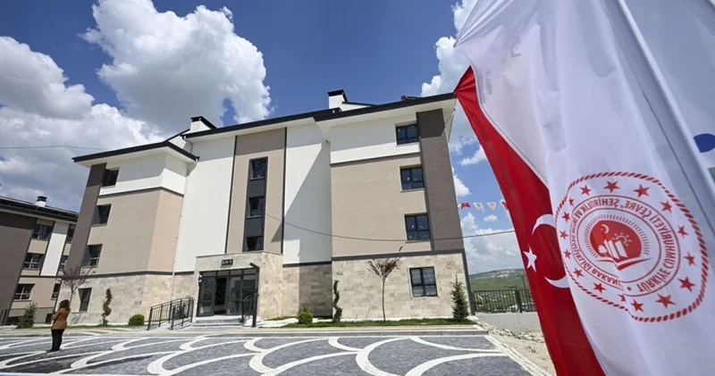 TOKİ nin 64 ilde satışa çıkaracağı konutlar için örnek daire görüntülendi
