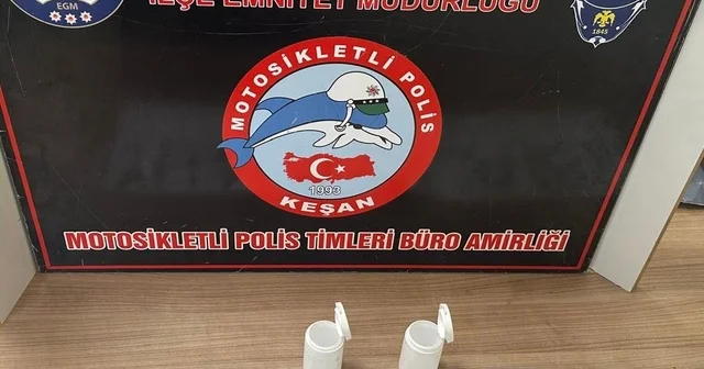 Uyuşturucuyla yakalanan plakasız motosikletin ehliyetsiz sürücüsüne 128 bin lira ceza Edirne Haberleri