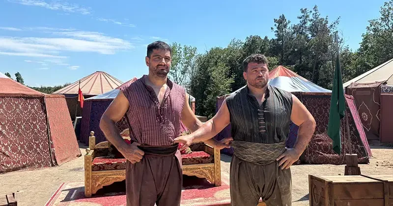 Türk güreşinin efsane isimleri dizide rol aldılar