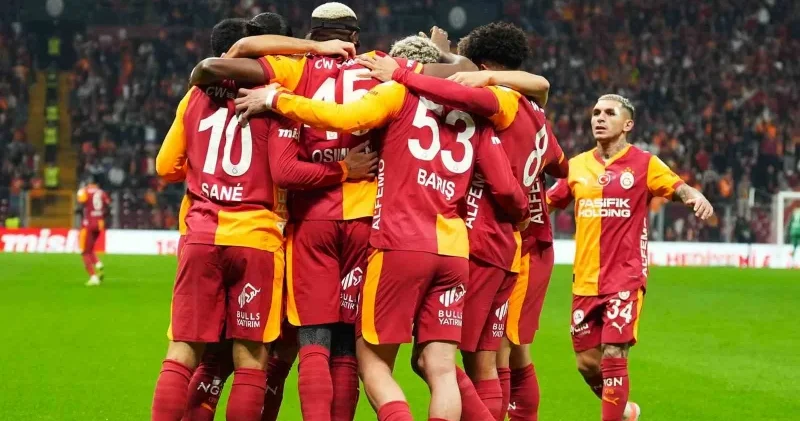 Galatasaray da Osimhen ve Sane nin ardından o isme özel koleksiyon Futbol Haberleri