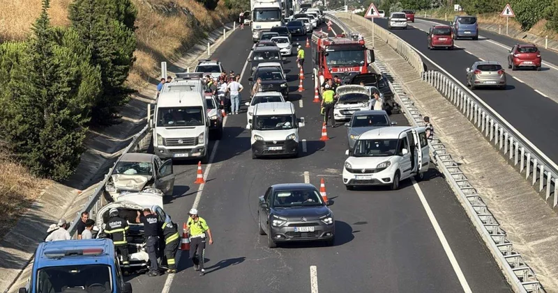 Tekirdağ İstanbul kara yolundaki zincirleme kazada 1 kişi yaralandı