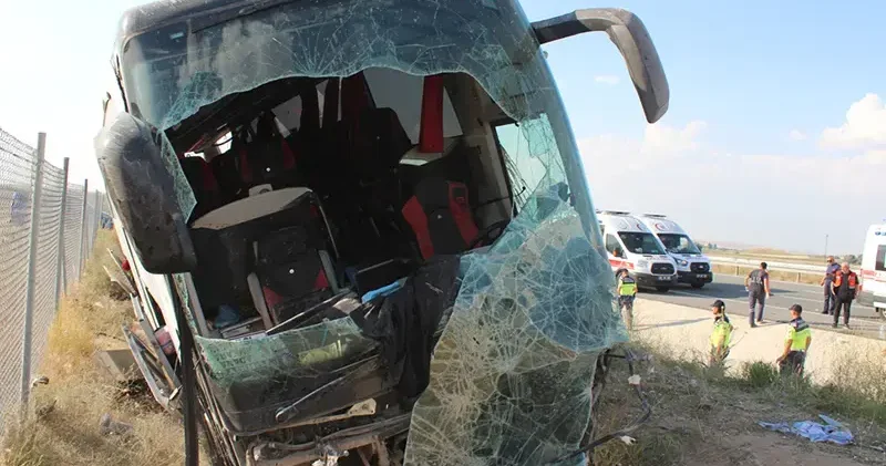 Aksaray’daki otobüs kazasında yaralılardan 1’i öldü, 9 kişinin tedavisi sürüyor