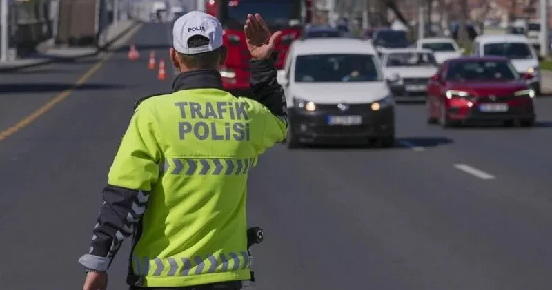 İSTANBUL KAPANACAK YOLLAR LİSTESİ: 4 5 Temmuz Gece Maratonu Yol Koşusu İstanbul da bugün hangi yollar, ne zaman kapanacak? Alternatif güzergahlar nereler?
