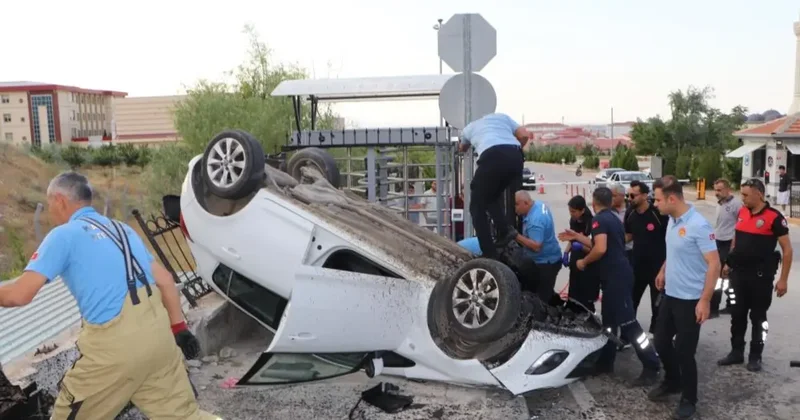 Karaman’da takla atan otomobildeki 4 üniversite öğrencisi yaralandı