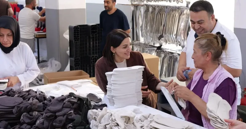 AK Parti İstanbul milletvekillerinden 3 ilçede yoğun saha mesaisi
