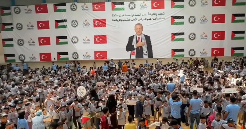 Gazzeli çocuklar Türkiye nin desteğiyle yaz kamplarında umut buluyor