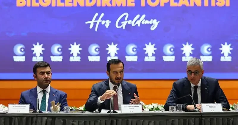 AK Parti İstanbul İl Başkanlığı nda Sağlıklı Türkiye Yüzyılı toplantısı yapıldı