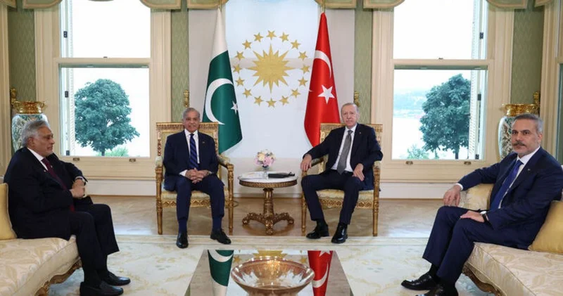Cumhurbaşkanı Erdoğan, Pakistan Başbakanı Şahbaz Şerifi resmi törenle karşıladı Dış Haberler