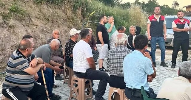 Köy köy gezip vatandaşları bilgilendiriyorlar Yığılca da çiftçilere kahverengi kokarca ve anız yangınları eğitimi Düzce Haberleri Habertürk Yerel Haberler