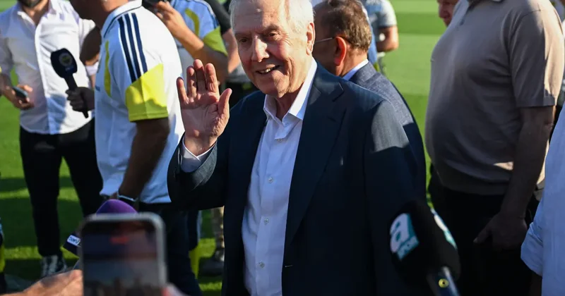 Fenerbahçe antrenmanında Aziz Yıldırım sürprizi