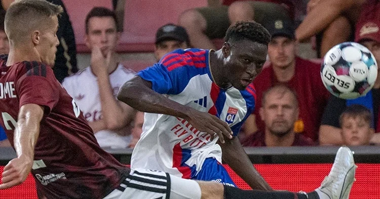 Sparta Prag 2 1 Lyon maç özeti (Şampiyonlar Ligi 3. ön eleme turu)