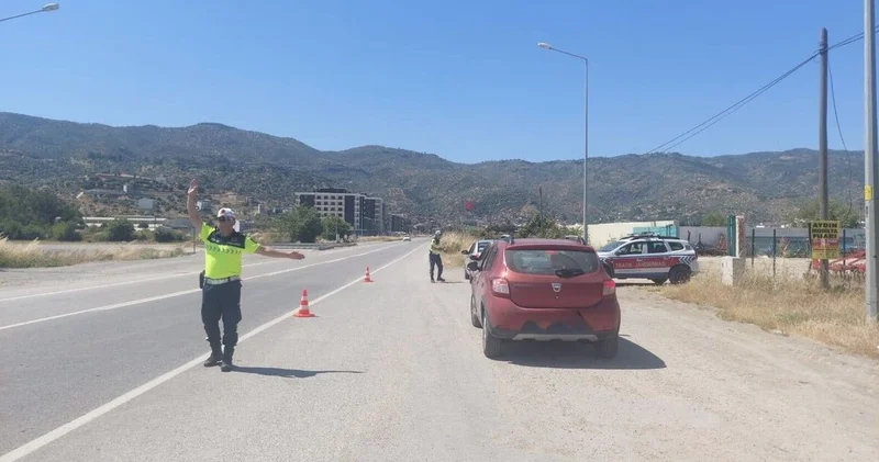 son dakika haberleri: Aydın da ÇEMBER 135 operasyonu: 38 gözaltı