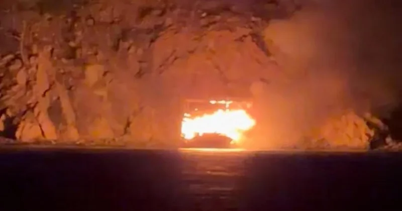 Antalya da tur teknesi küle döndü